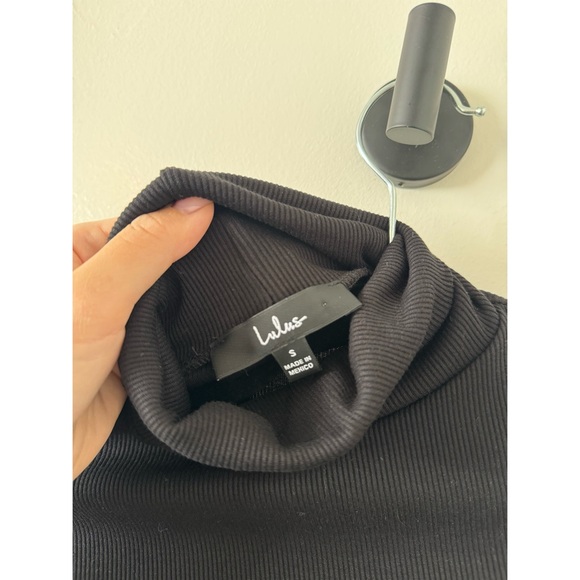 Lulus Longsleeve Ribbed Bodycon Dress in Black - Picture 3 of 4